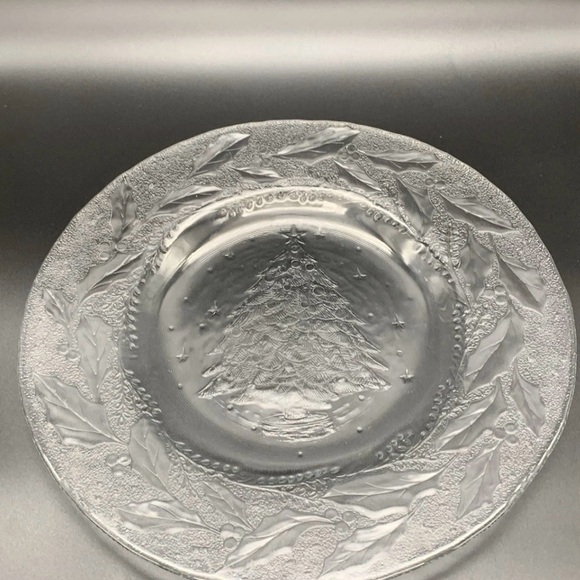Arcoroc 5 Pcs. Holly Tree Christmas Design Dinner Plates 10.5” Clear Glass Vtg. - Picture 11 of 12